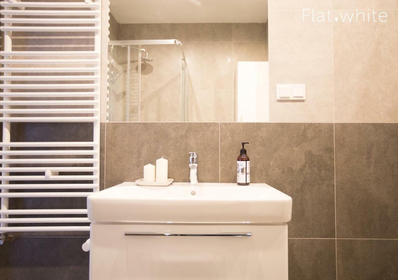 Apartamenty Flat White Zamkowa 4-6 Zielona Góra Esterno foto