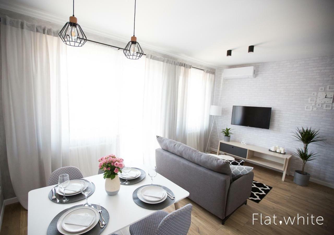 Apartamenty Flat White Zamkowa 4-6 Zielona Góra Esterno foto