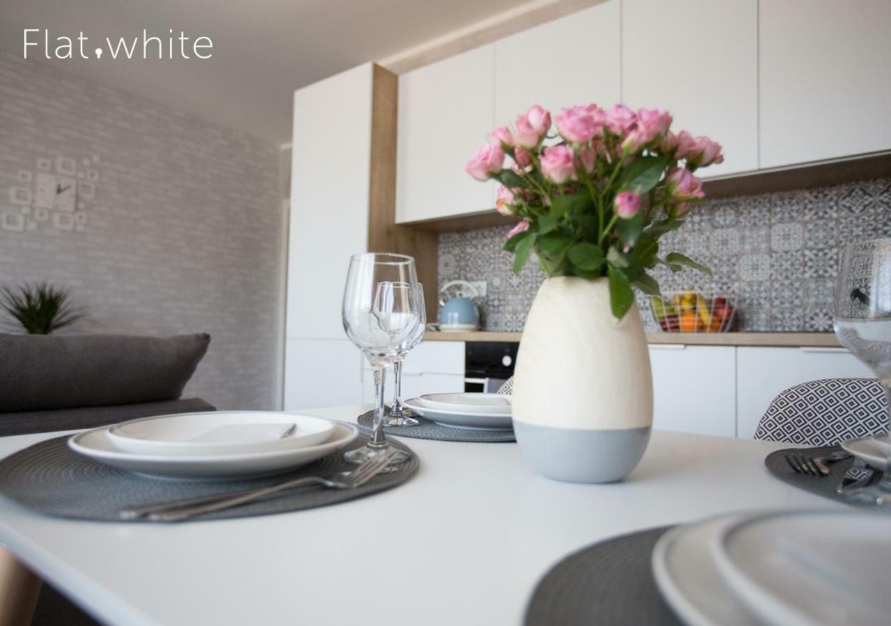 Apartamenty Flat White Zamkowa 4-6 Zielona Góra Esterno foto