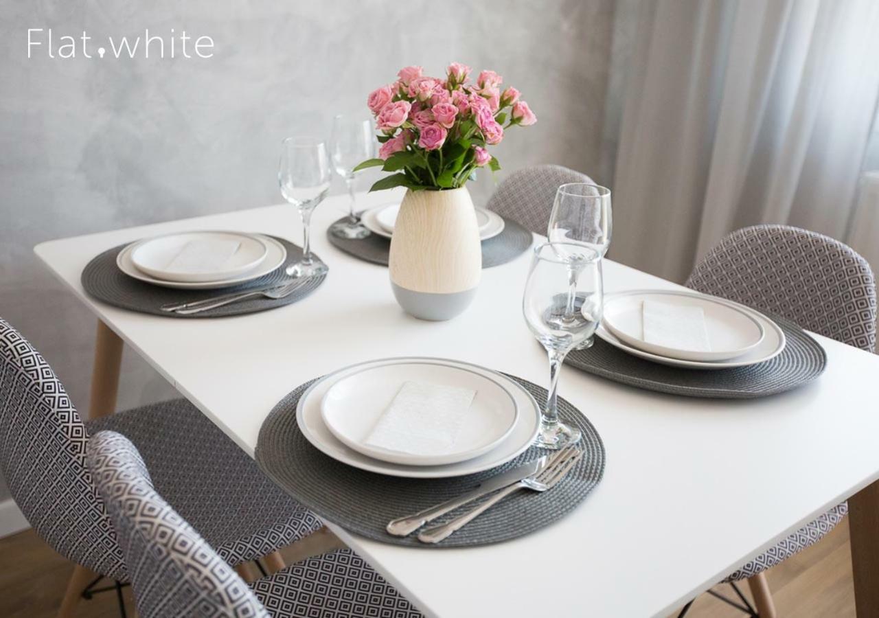 Apartamenty Flat White Zamkowa 4-6 Zielona Góra Esterno foto