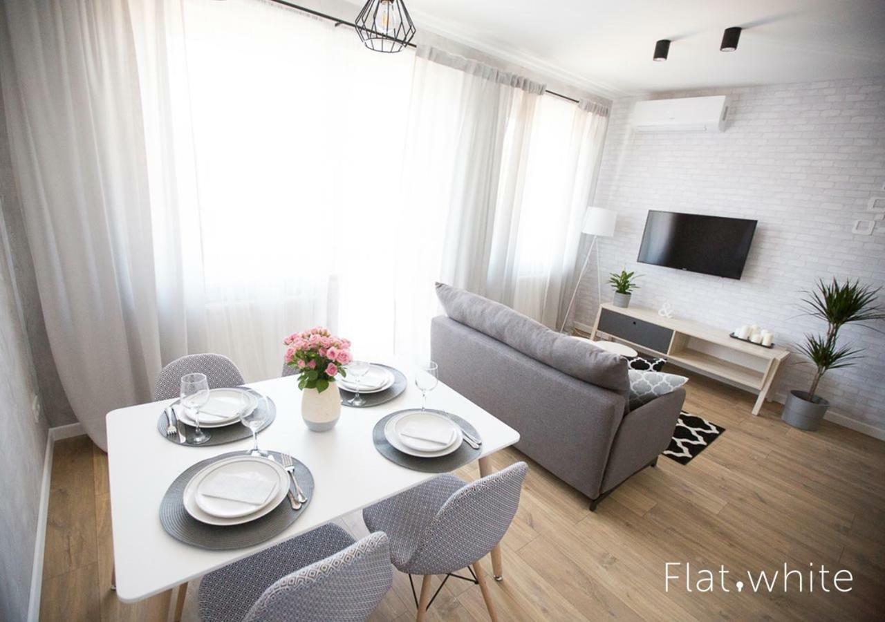 Apartamenty Flat White Zamkowa 4-6 Zielona Góra Esterno foto